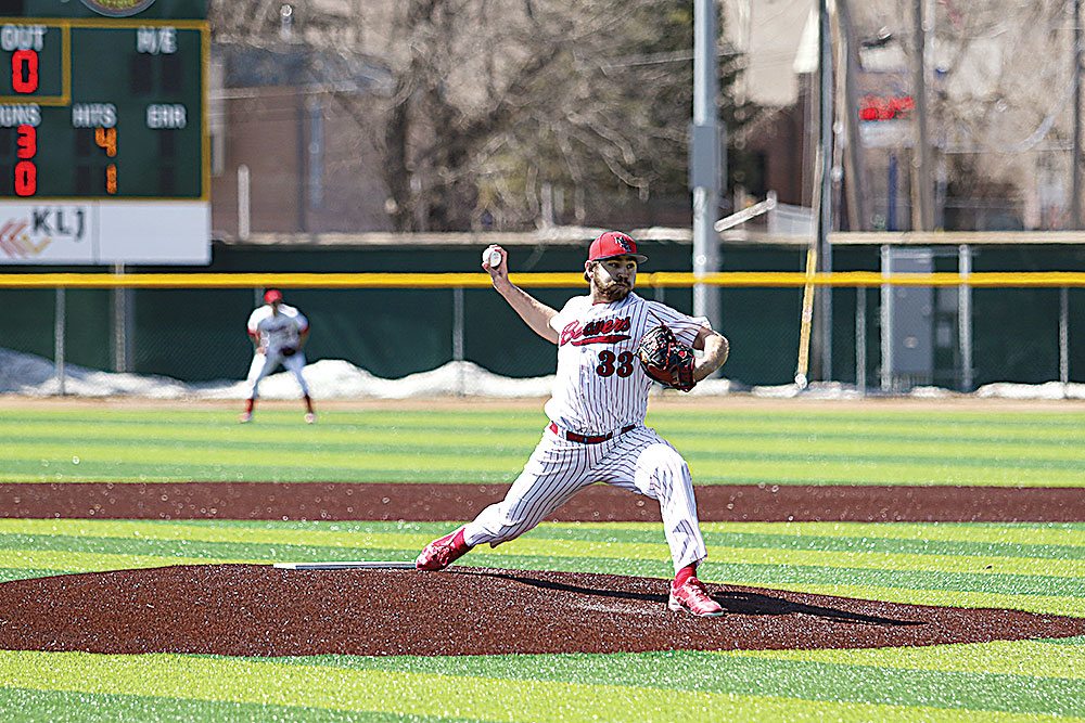 Beavers baseball splits with Sioux Falls | News, Sports, Jobs - Minot Daily News Beavers baseball splits with Sioux Falls | News, Sports, Jobs - Minot Daily News